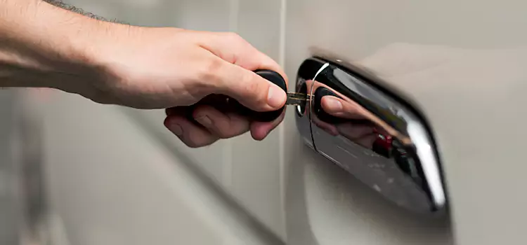 Why Choose Our Auto Locksmith Team in Roswell, NM?