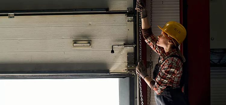 Addressing Common Garage Door Stoppage Issues in Roswell, NM